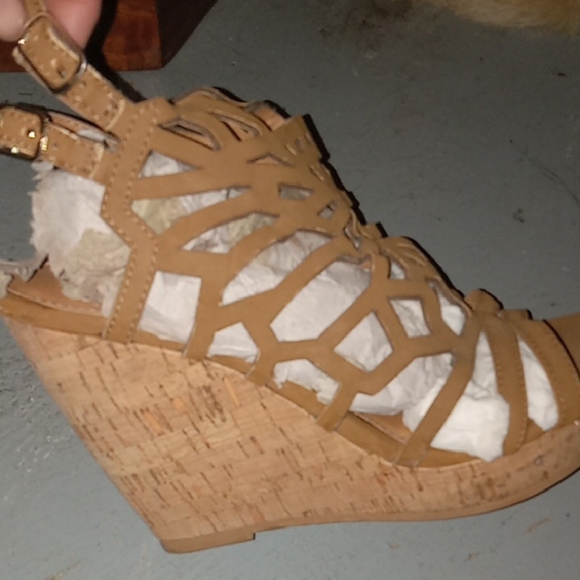 Tan Cut-Out Platform Wedge Sandals with Cork Heel Bohemian Beachy Casual Wedge - Picture 6 of 16
